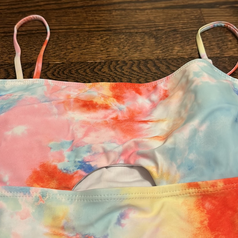 SHEIN Tie Dye Cut Out One-Piece Swimsuit - Picture 4 of 6